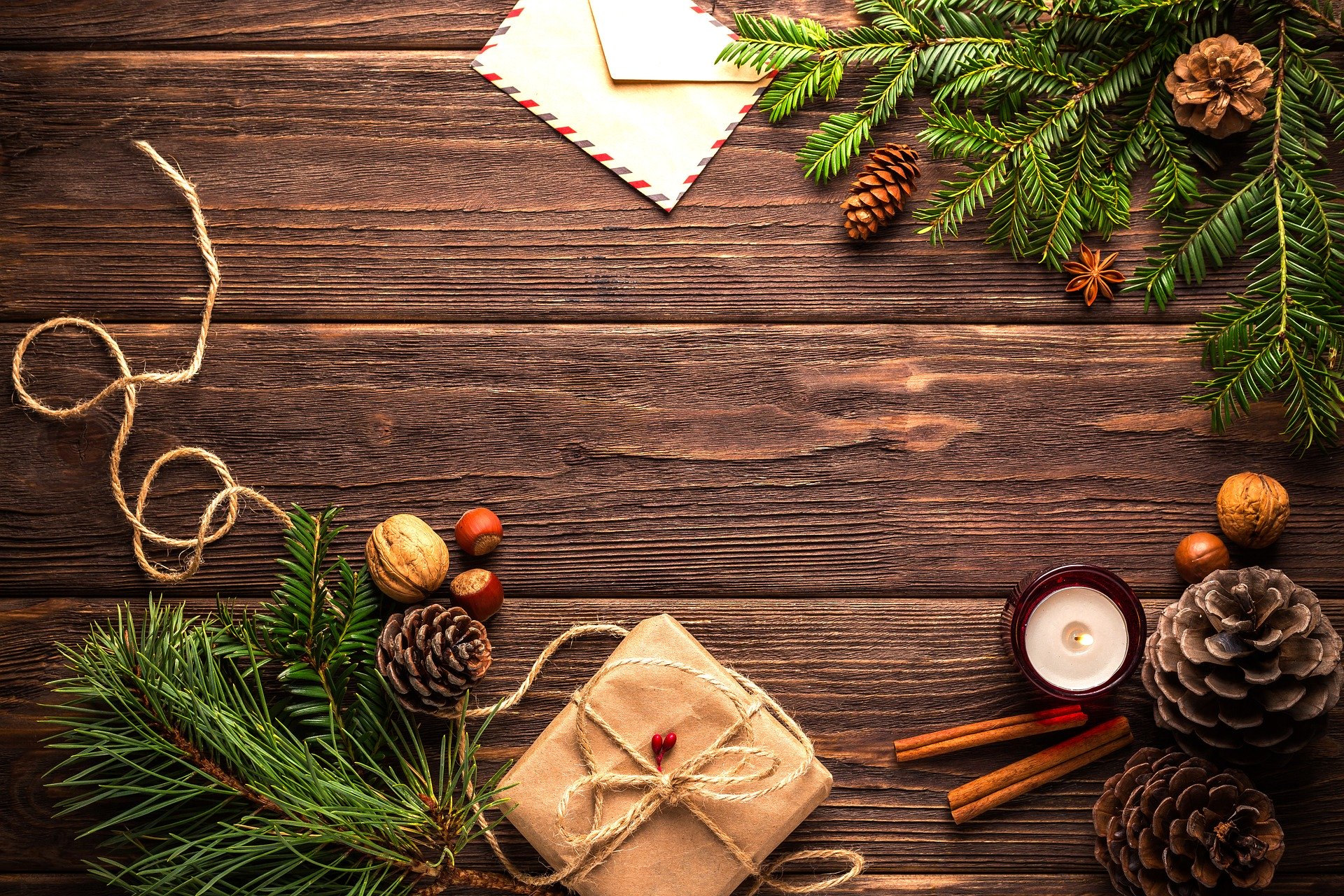 Leave a heartwarming 2019 Christmas message for your kids